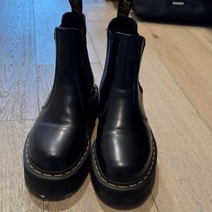 Dr. Martens Platform Chunky Boot, size EU 38. Worn twice indoors!